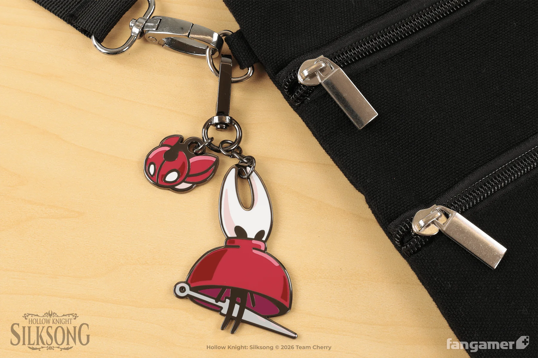 Drifting Hornet Keychain - Image 5