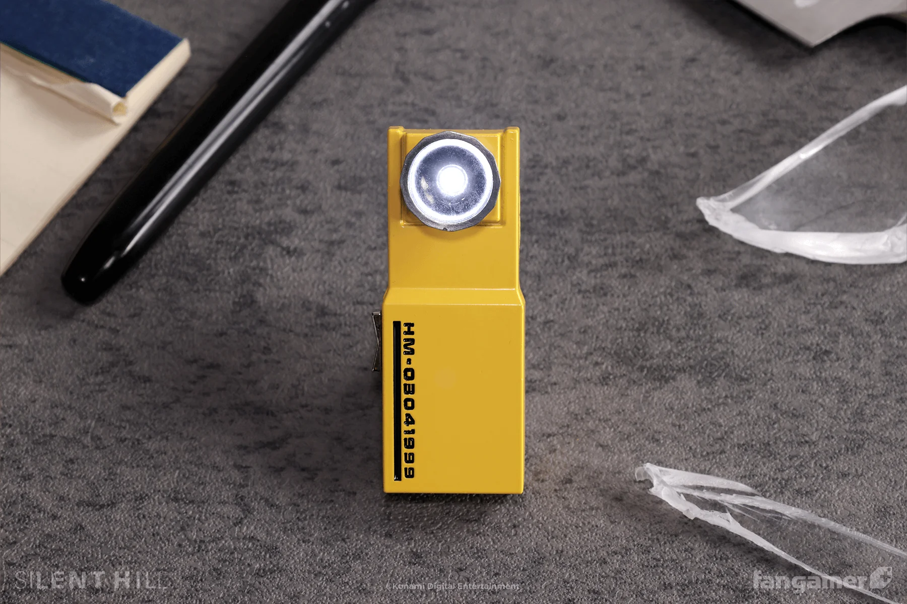 Harry's Flashlight LED Pin - Image 6