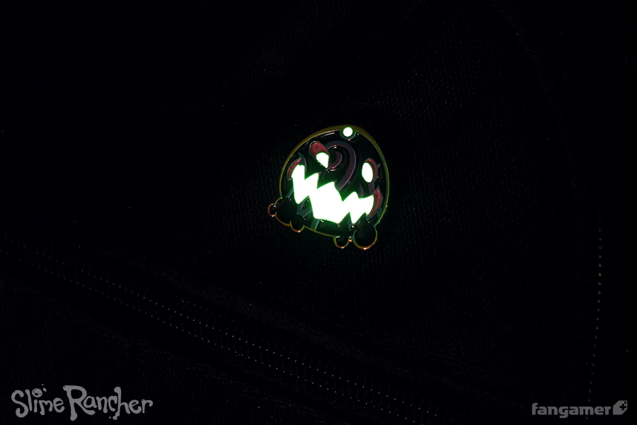 Tarr Slime Rainbow Pin - Image 5